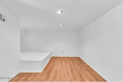 7623 E Callisto Circle #298, Tucson, AZ 85715 - Photo 30