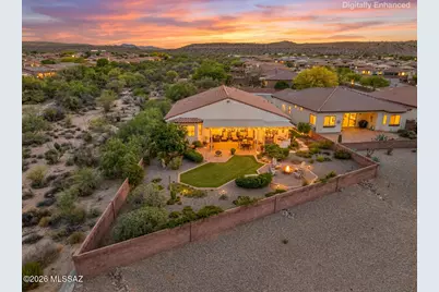 670 N Observation Trail, Green Valley, AZ 85614 - Photo 2