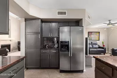 8816 N Old Well Place, Tucson, AZ 85743 - Photo 10