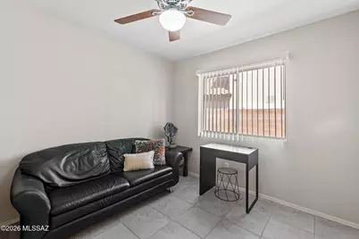 8816 N Old Well Place, Tucson, AZ 85743 - Photo 16