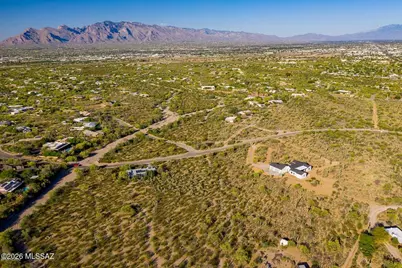 2595 N Lloyd Bush Drive, Tucson, AZ 85745 - Photo 16