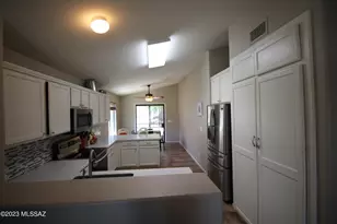 1305 N Wildcat Diers Rd, Tucson, AZ 85745 - Photo 8