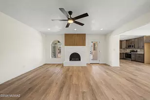 8867 E 28th St, Tucson, AZ 85710 - Photo 6