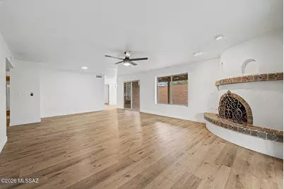 5780 Cochise Trail, Tucson, AZ 85750 - Photo 10