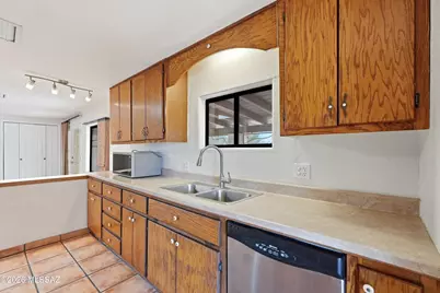 9701 W Calle Anasazi, Tucson, AZ 85735 - Photo 10