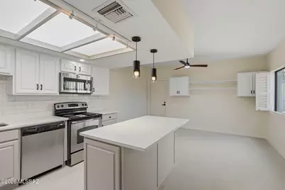5461 N Camino Del Penoso, Tucson, AZ 85750 - Photo 12