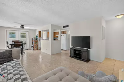 9315 E Old Spanish Trail, Tucson, AZ 85710 - Photo 10