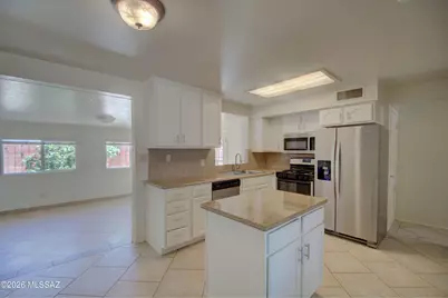 7253 E Eli Drive, Tucson, AZ 85710 - Photo 6