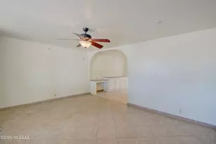 7253 E Eli Dr, Tucson, AZ 85710 - Photo 4