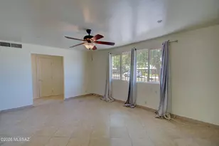 7253 E Eli Dr, Tucson, AZ 85710 - Photo 2