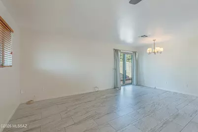 6261 E 15th Street, Tucson, AZ 85710 - Photo 16
