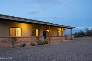 5290 W Rhyolite Loop, Tucson, AZ 85745 - Photo 2