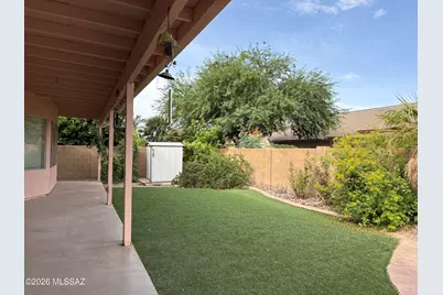 7648 W Creosote Spring Court, Tucson, AZ 85743 - Photo 4