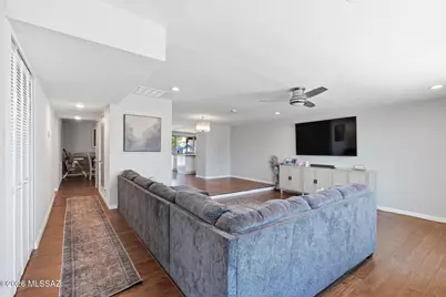8411 E Baker Street, Tucson, AZ 85710 - Photo 2