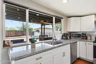 8411 E Baker St, Tucson, AZ 85710 - Photo 12