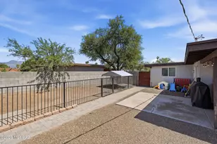 8411 E Baker St, Tucson, AZ 85710 - Photo 36