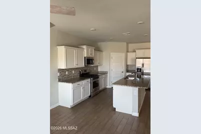 1068 W Still Meadows Lane, Sahuarita, AZ 85629 - Photo 4