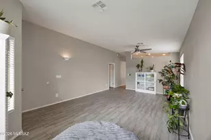 6992 W Harcuvar Dr, Tucson, AZ 85743 - Photo 10