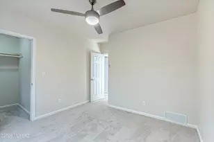 4725 N Craycroft Rd, Tucson, AZ 85718 - Photo 32