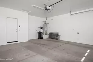 12047 N Golden Mirror Dr, Marana, AZ 85658 - Photo 18