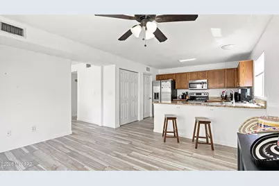 9951 N Stageline Trail, Tucson, AZ 85742 - Photo 12
