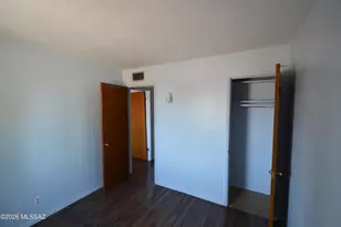 5812 E 35th St, Tucson, AZ 85711 - Photo 8