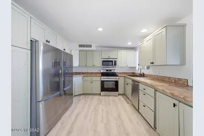8790 N Morning View Drive, Tucson, AZ 85704 - Photo 4