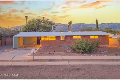 6965 E Luana Drive, Tucson, AZ 85710 - Photo 1