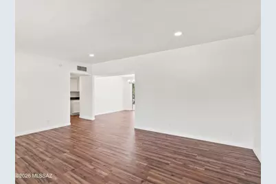 5725 E 10th Street, Tucson, AZ 85711 - Photo 6