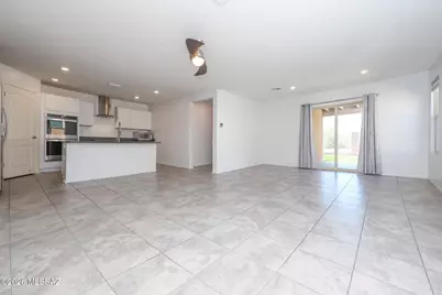 2943 W Dakota Vista Way, Tucson, AZ 85746 - Photo 6