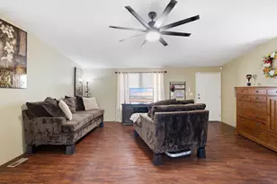 2872 E Acacia Club Ln, Tucson, AZ 85706 - Photo 10