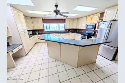 9796 E Shamrock Lane, Pearce, AZ 85625 - Photo 12