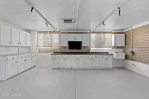 9420 E Sierra St, Tucson, AZ 85710 - Photo 44