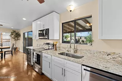 9420 E Sierra Street, Tucson, AZ 85710 - Photo 12