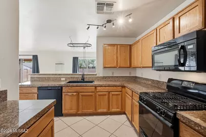 787 W Cholla Crest, Green Valley, AZ 85614 - Photo 6