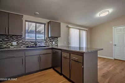 7660 N Nathan Hale Avenue, Tucson, AZ 85741 - Photo 28