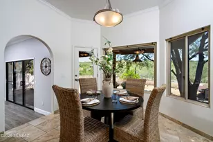 5360 N Apache Hills Trail, Tucson, AZ 85750 - Photo 8
