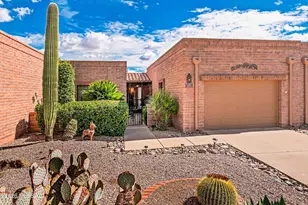 1381 W Camino del Pato, Green Valley, AZ 85622 - Photo 1