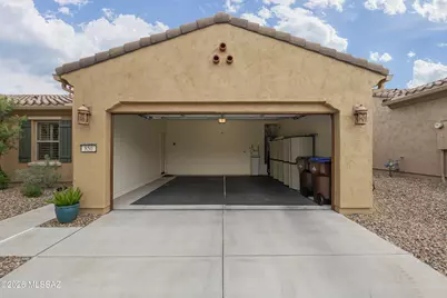 850 N Broken Hills Drive, Green Valley, AZ 85614 - Photo 28