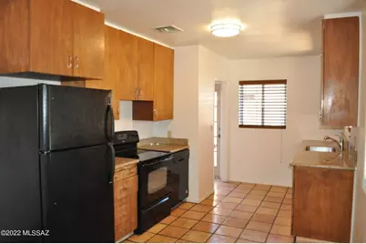 2625 N Fremont Avenue, Tucson, AZ 85719 - Photo 2