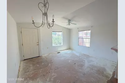 1327 W Vuelta Las Campanas, Sahuarita, AZ 85629 - Photo 12