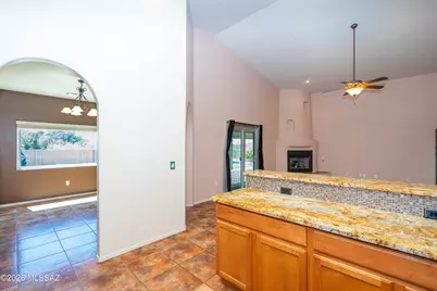 9374 S Avenida Mochuelo, Vail, AZ 85641 - Photo 10
