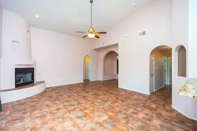 9374 S Avenida Mochuelo, Vail, AZ 85641 - Photo 4