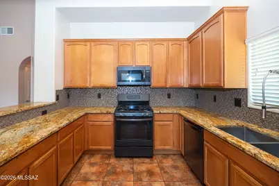 9374 S Avenida Mochuelo, Vail, AZ 85641 - Photo 8