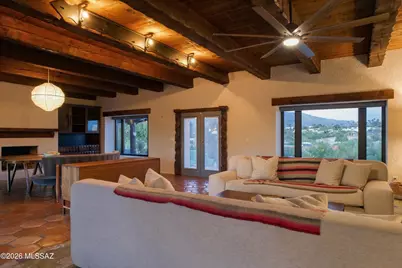 330 E Hillcrest Place, Tucson, AZ 85704 - Photo 18