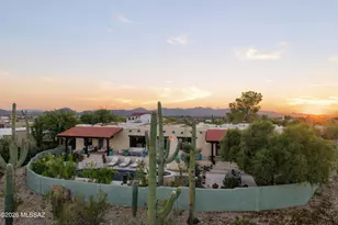 330 E Hillcrest Pl, Tucson, AZ 85704 - Photo 4