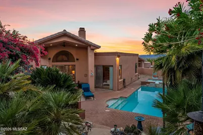 10050 N Alder Spring Drive, Tucson, AZ 85737 - Photo 2
