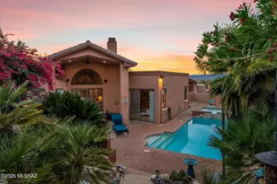 10050 N Alder Spring Dr, Tucson, AZ 85737 - Photo 2