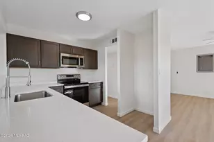 551 S Kent Pl, Tucson, AZ 85710 - Photo 16