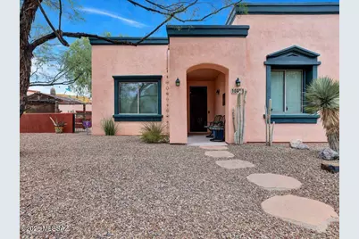 10451 E Sixto Molina Lane, Tucson, AZ 85747 - Photo 1